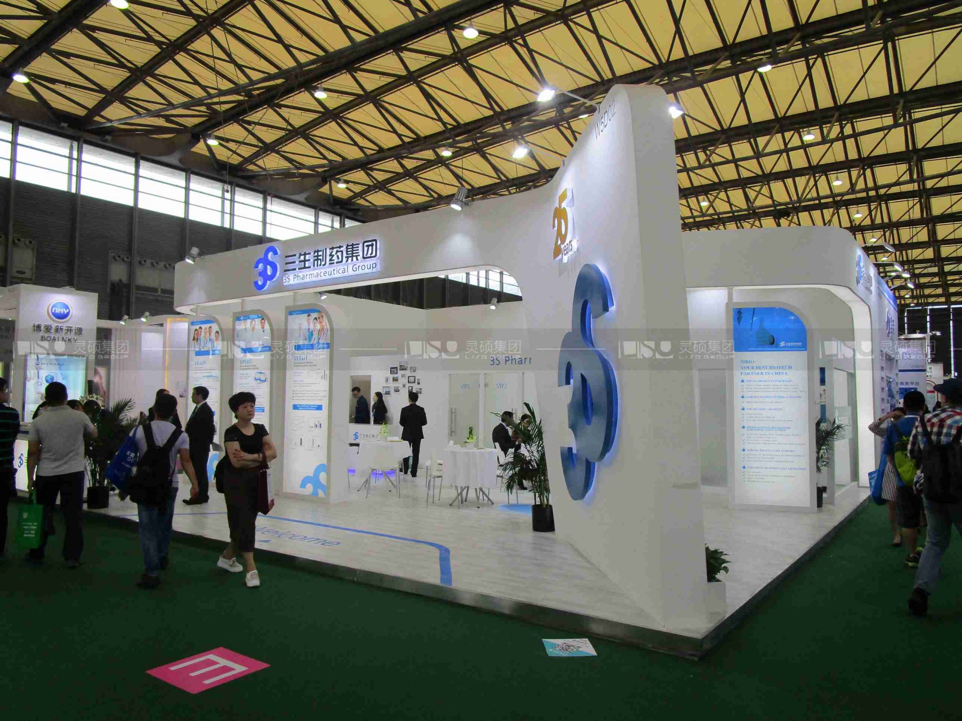 三生-醫(yī)療展展臺設計案例