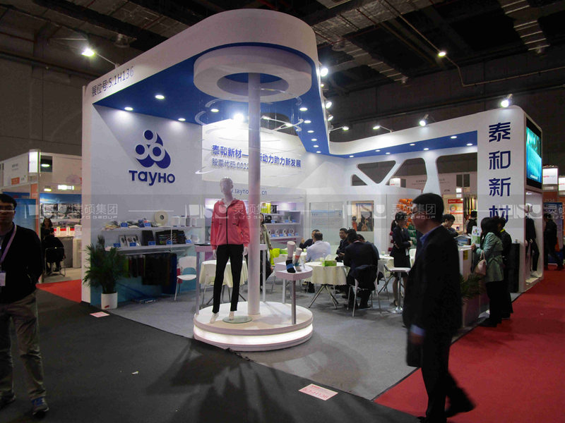 泰和-服裝展臺(tái)設(shè)計(jì)搭建案例