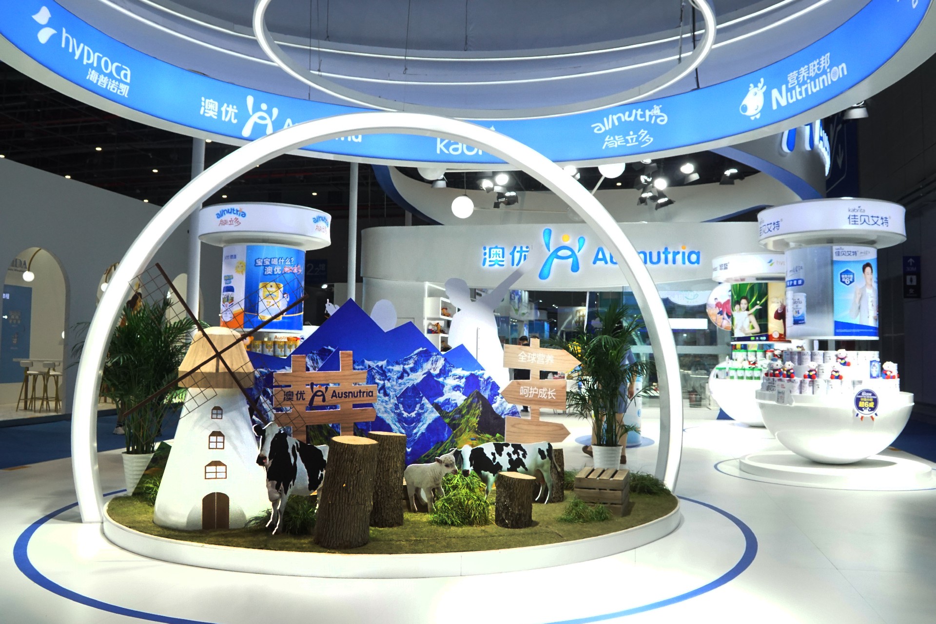 澳優(yōu)乳業(yè)-上海展會(huì)展臺(tái)設(shè)計(jì)搭建案例