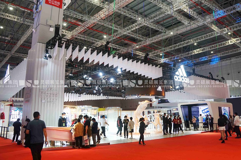 阿迪達(dá)斯adidas上海展會展臺設(shè)計案例