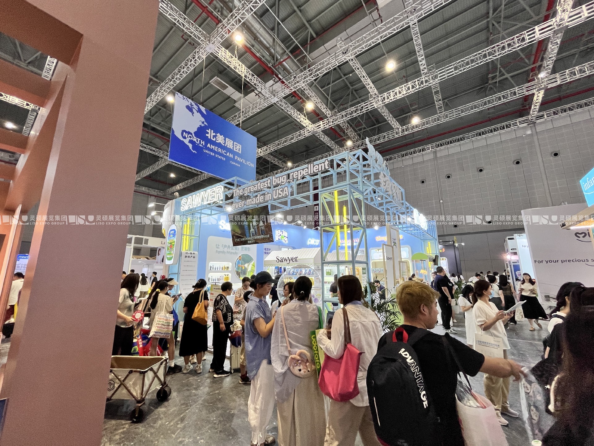 CBME孕嬰童展展臺搭建案例-優(yōu)艾斯